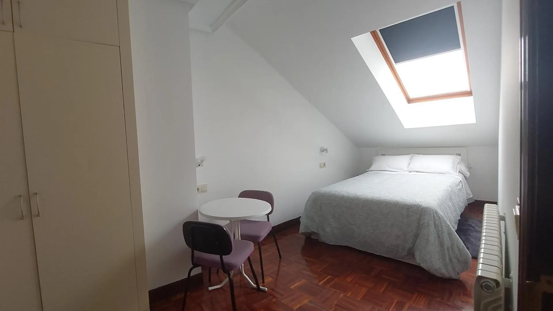 Casa El Camino - Room Pamplona Habitación en casa particular