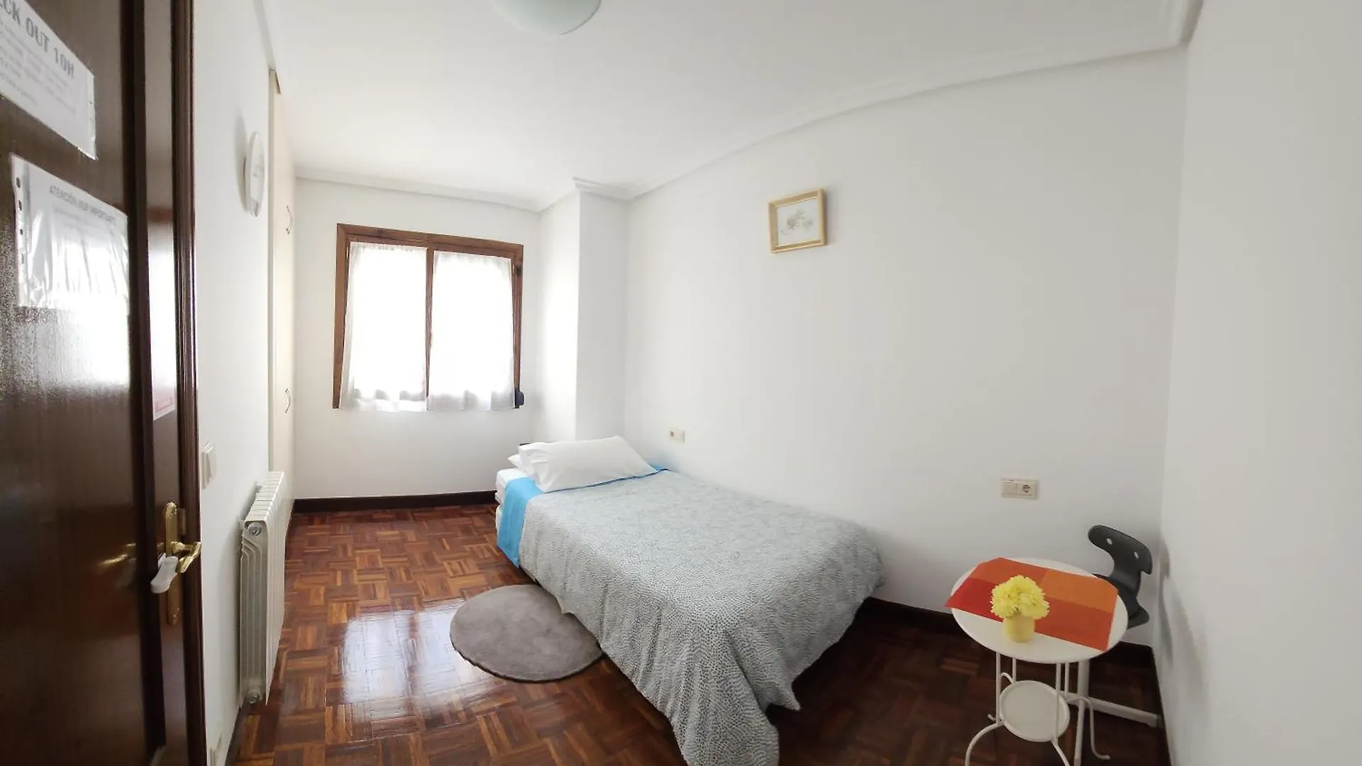 Casa El Camino - Room Pamplona Homestay